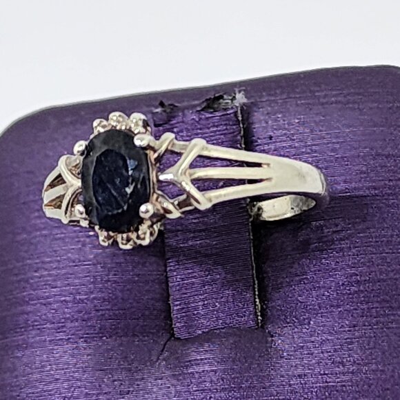 Vintage Oval Dark Bllue Solitaire Prong Set Sterling Silver Ring SZ 8 - Picture 2 of 9